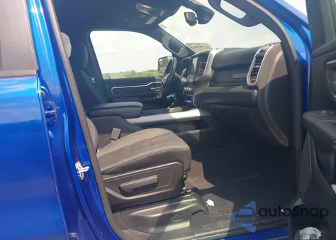 2019 Ram 1500 Big Horn/Lone Star из США, поврежденный, VIN 1C6RRFFG9KN647059